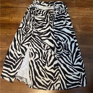 White House Black Market skirt